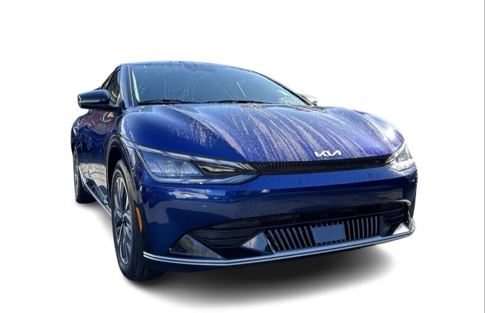 2024 Kia ev6 land awd - photo 2