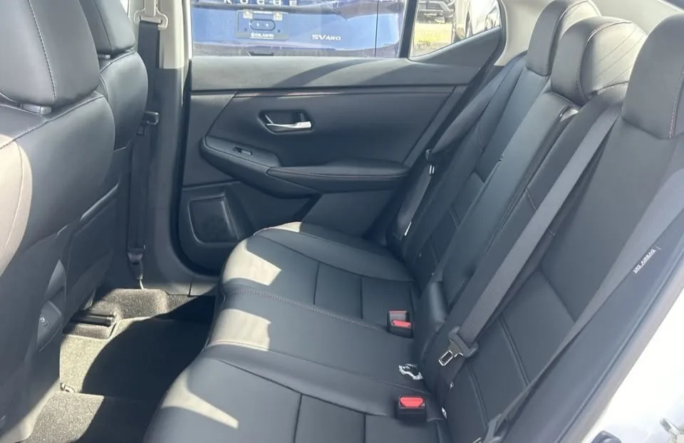 2024 Nissan Sentra SR FWD image indicator(10)