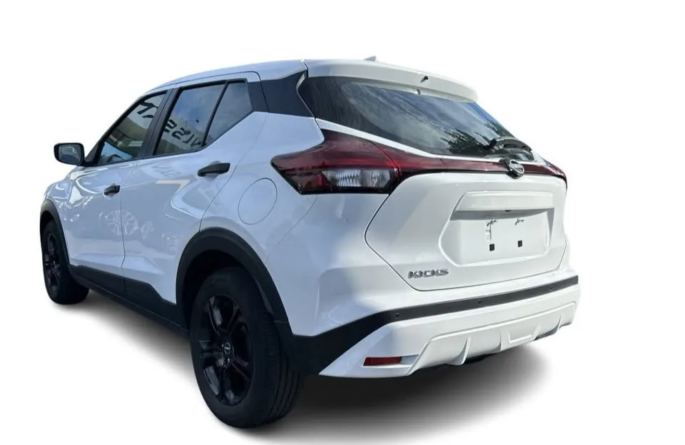 2024 Nissan kicks s fwd image indicator(3)