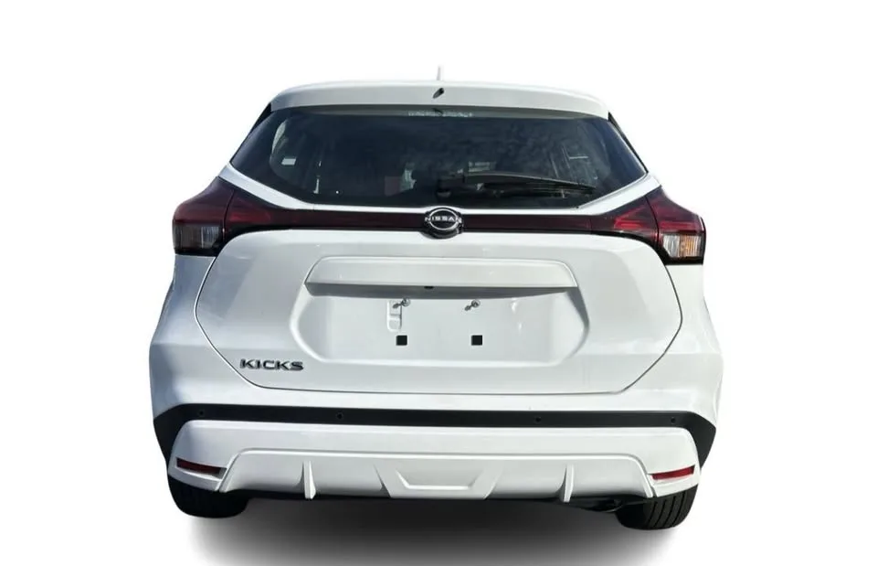 2024 Nissan kicks s fwd image indicator(4)