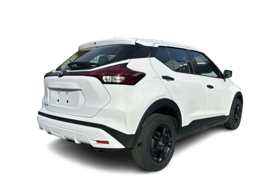 2024 Nissan kicks s fwd image indicator(6)