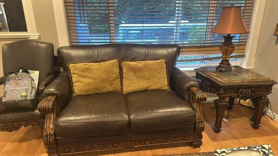 Full dining and living room set image indicator(2)