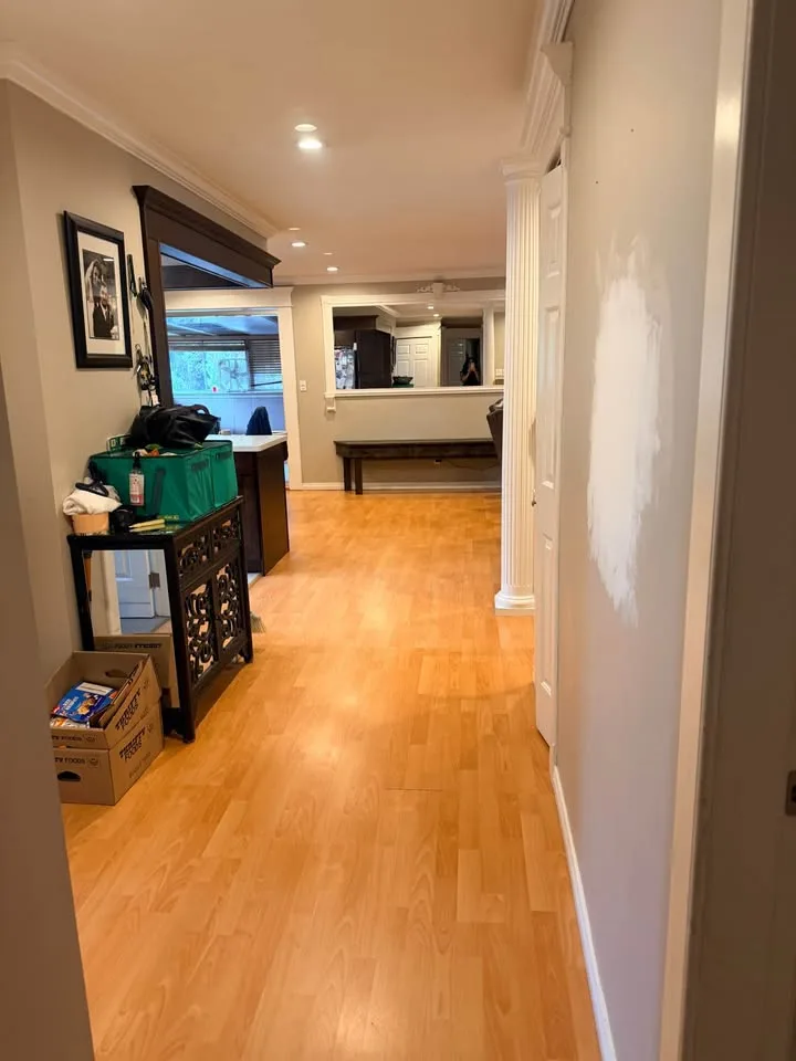 3 Beds 2 Baths - House image indicator(6)