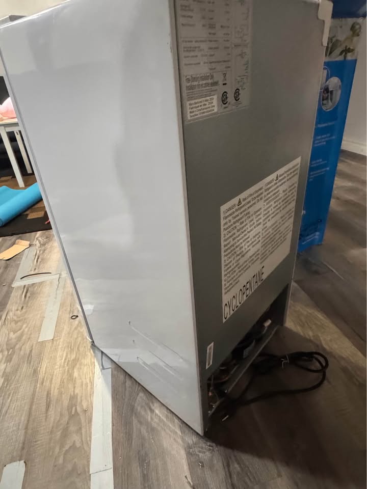 Hamilton Beach Fridge 3.3 Cubic feet - photo 5