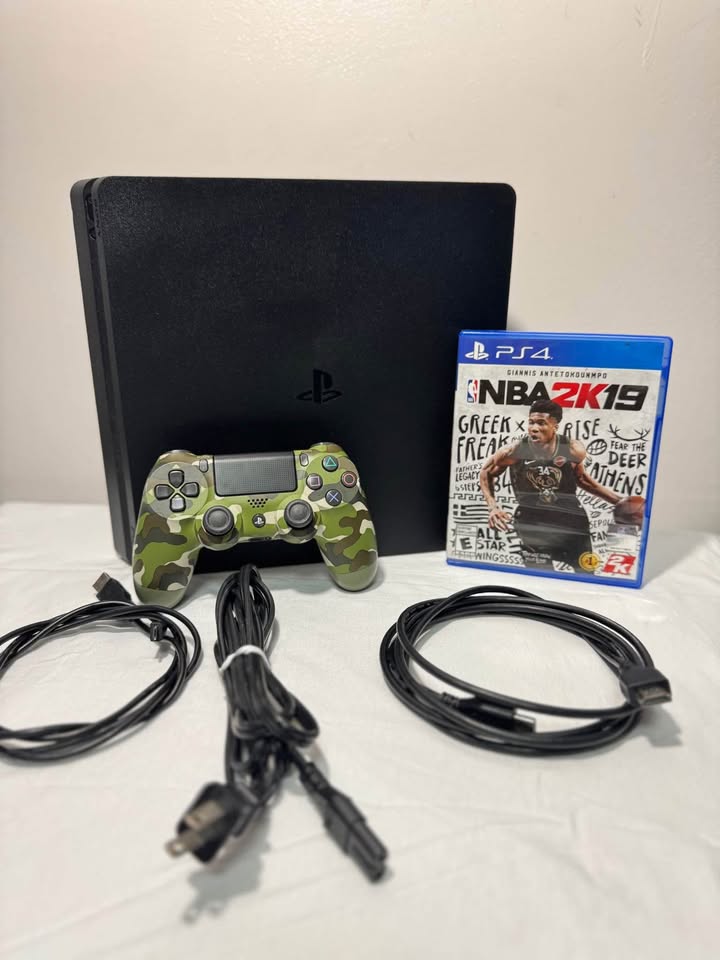 Ps4 Slim with 2TB internal memory, 1 Game - photo 2