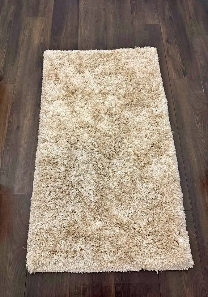 Safavieh South Beach Shag Rug Cream/White 4x2 thumbnail