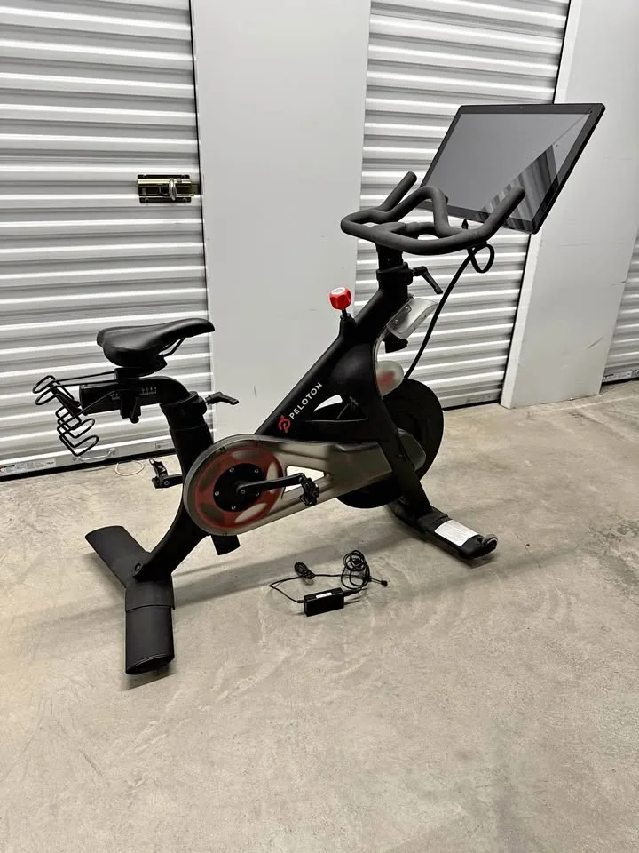 Peloton Exercise Bike Gen 3 With Accessories Lightly Used thumbnail