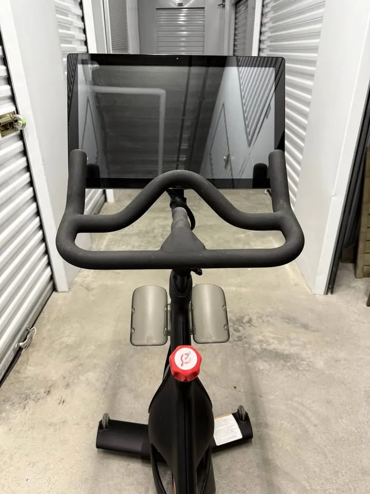 Peloton Exercise Bike Gen 3 With Accessories Lightly Used image indicator(3)