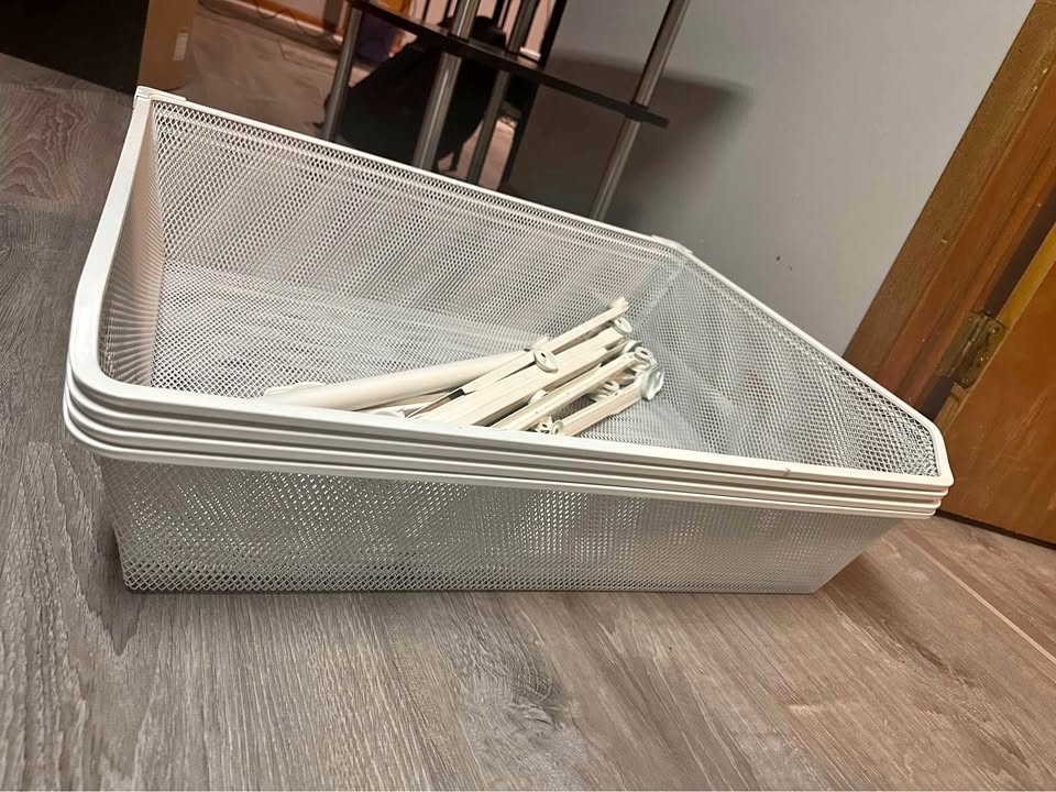 Ikea Pax komplement wire drawers