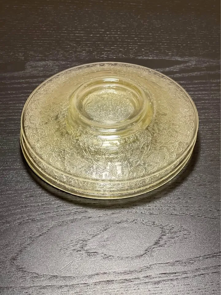 Hazel-Atlas Florentine Poppy #2 saucers, set of 4 image indicator(3)