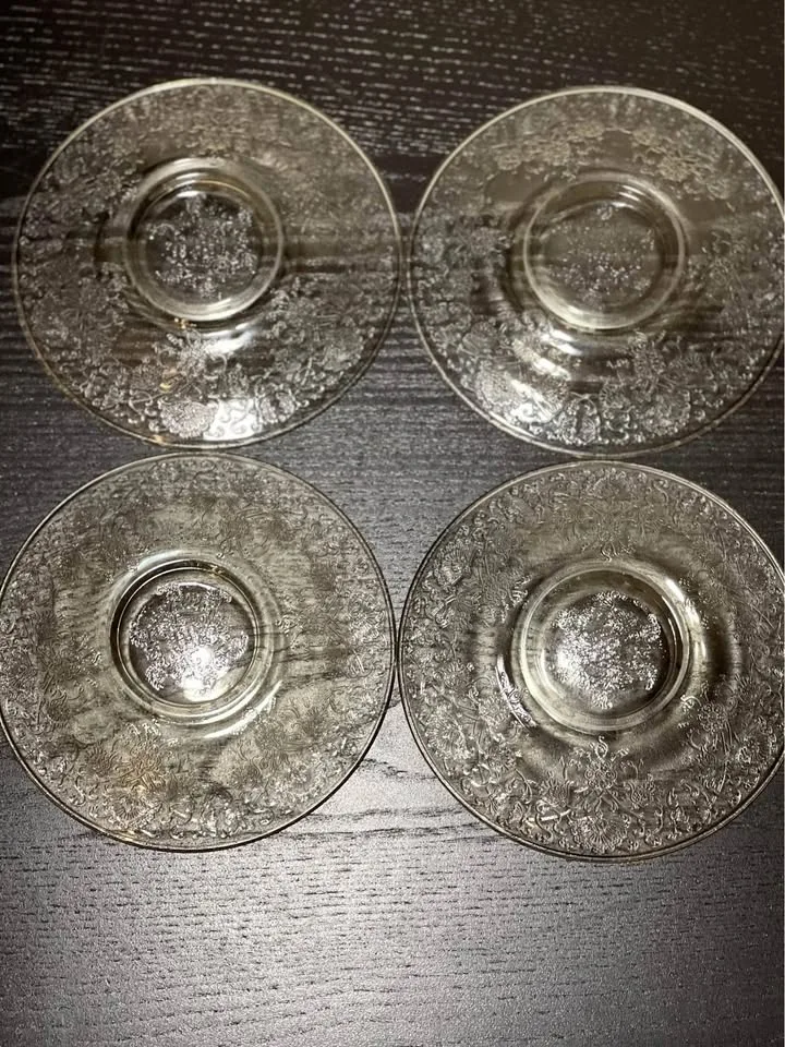 Hazel-Atlas Florentine Poppy #2 saucers, set of 4 image indicator(6)