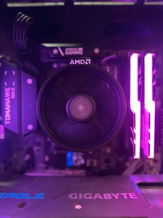 Clean & Fast Gaming PC – Ready to Game or Stream image indicator(4)