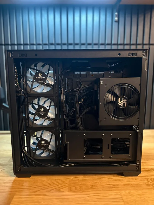 Clean & Fast Gaming PC – Ready to Game or Stream image indicator(6)