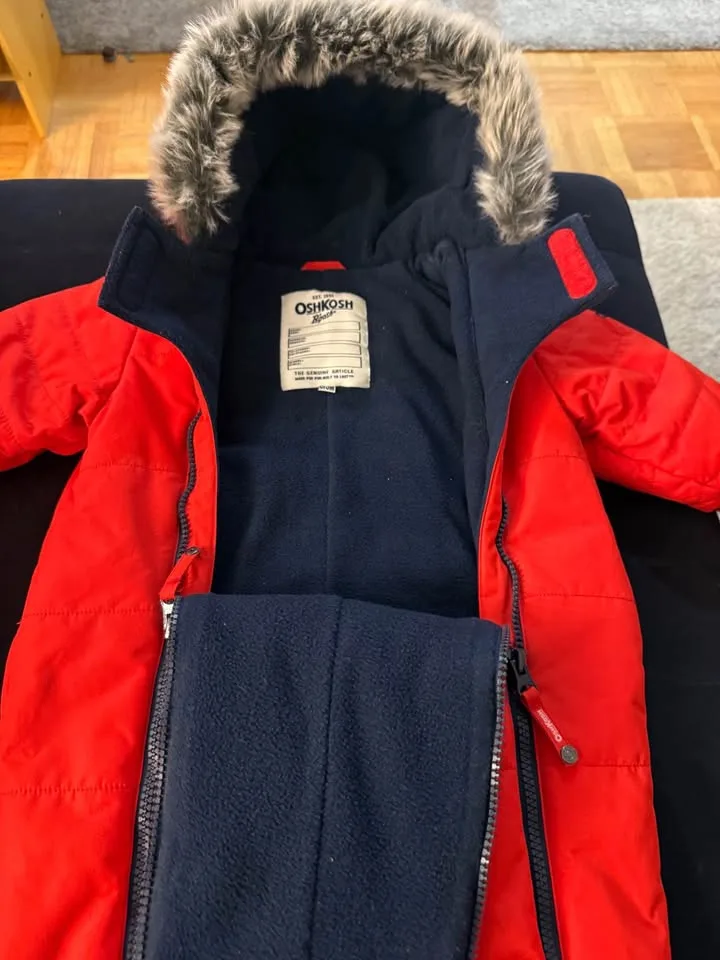 Infant snowsuit image indicator(2)