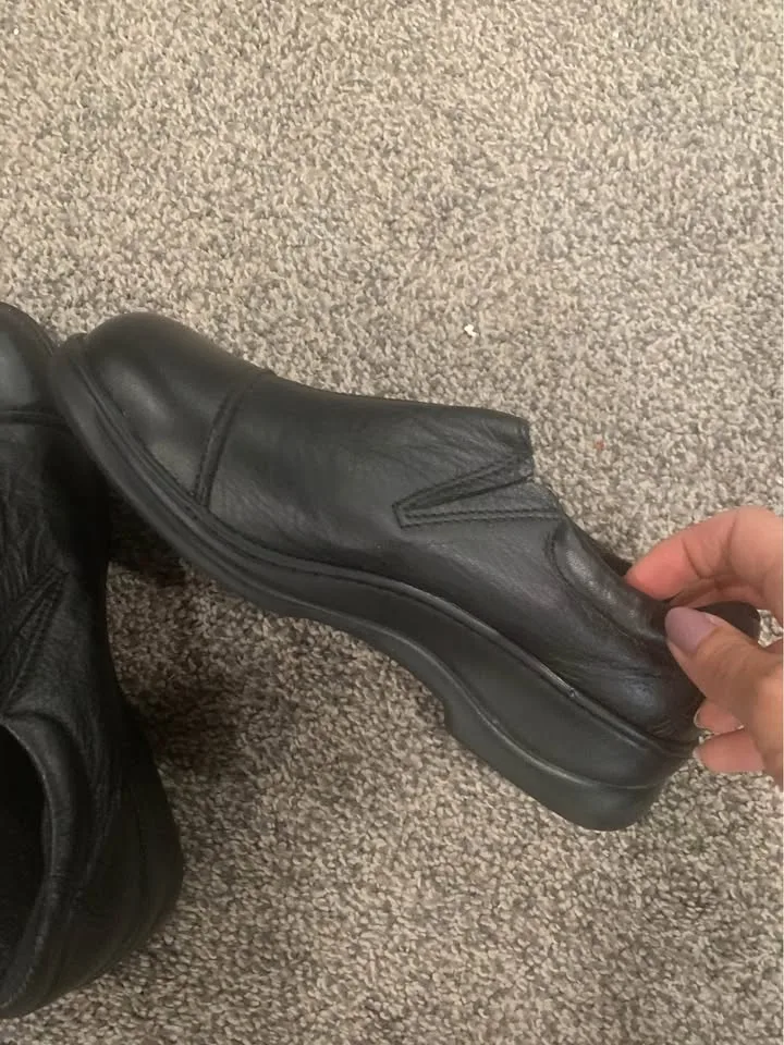 Safety Shoes for Women image indicator(2)