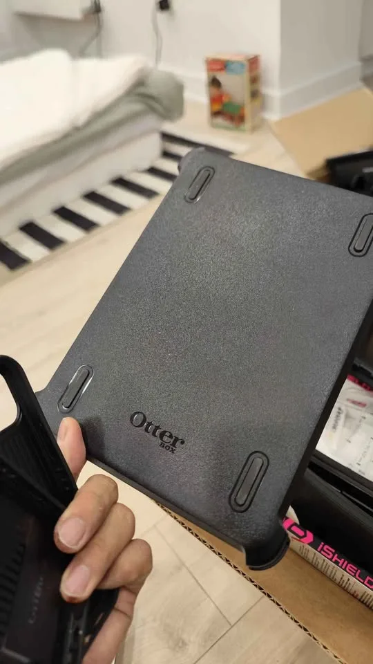 3 Boxes of cases for iPads and iPhones image indicator(3)