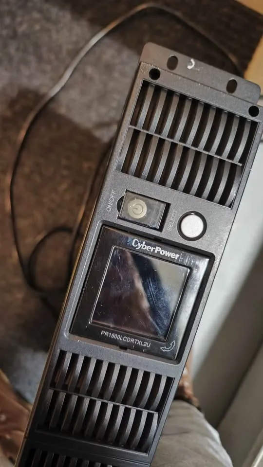 CyberPower UPS working PR1500LCDRTXL2U image indicator(2)