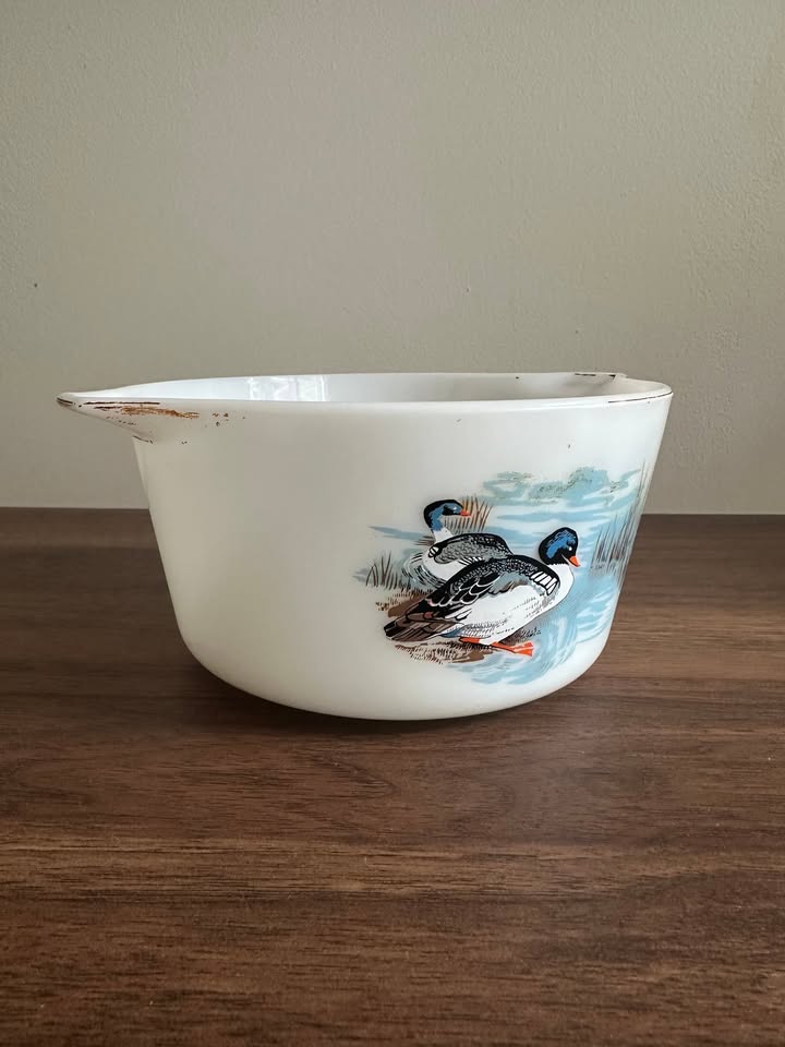 Vintage JAJ Pyrex Bowl - 1960s Wildfowl Pattern - photo 2