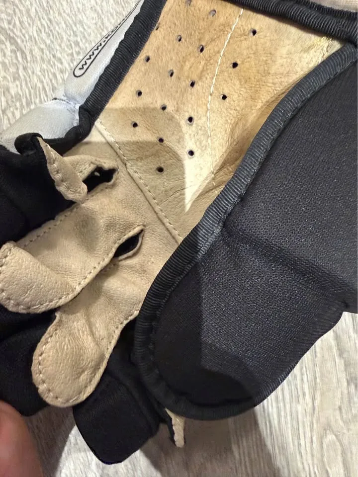 Koho hockey glove 3340 15”/38cm image indicator(4)