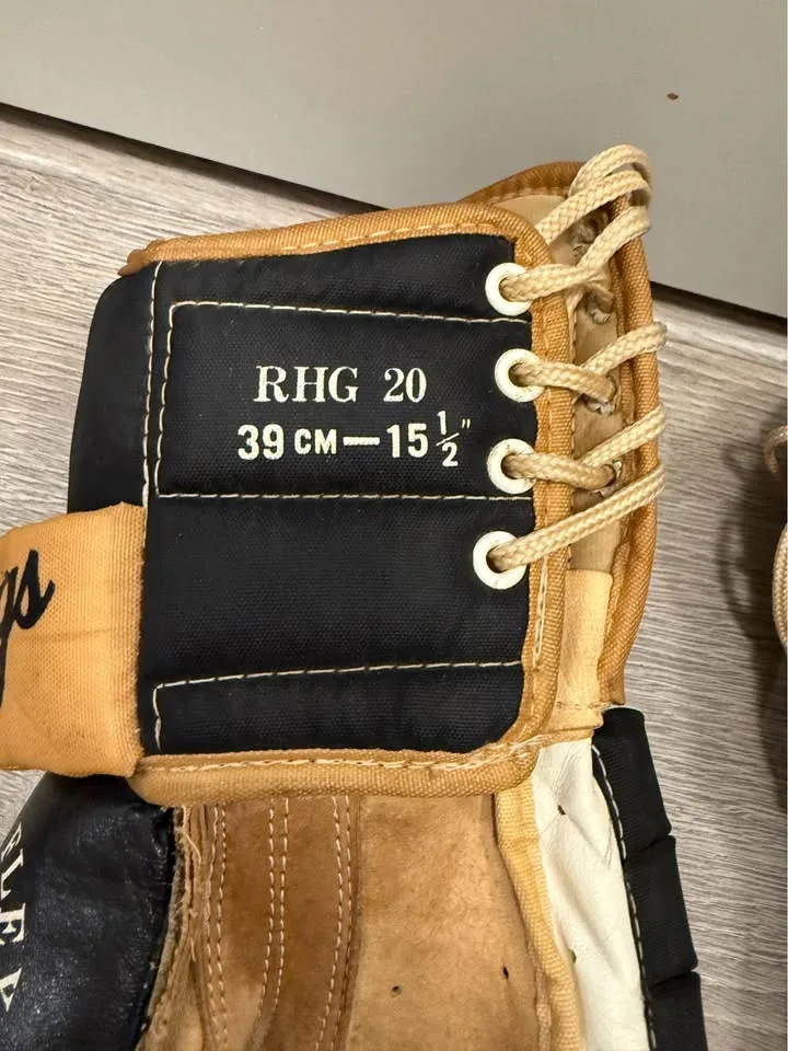 VINTAGE hockey RAWLINGS RHG 20 LEATHER HOCKEY GLOVES 15-1/2" 39C image indicator(3)
