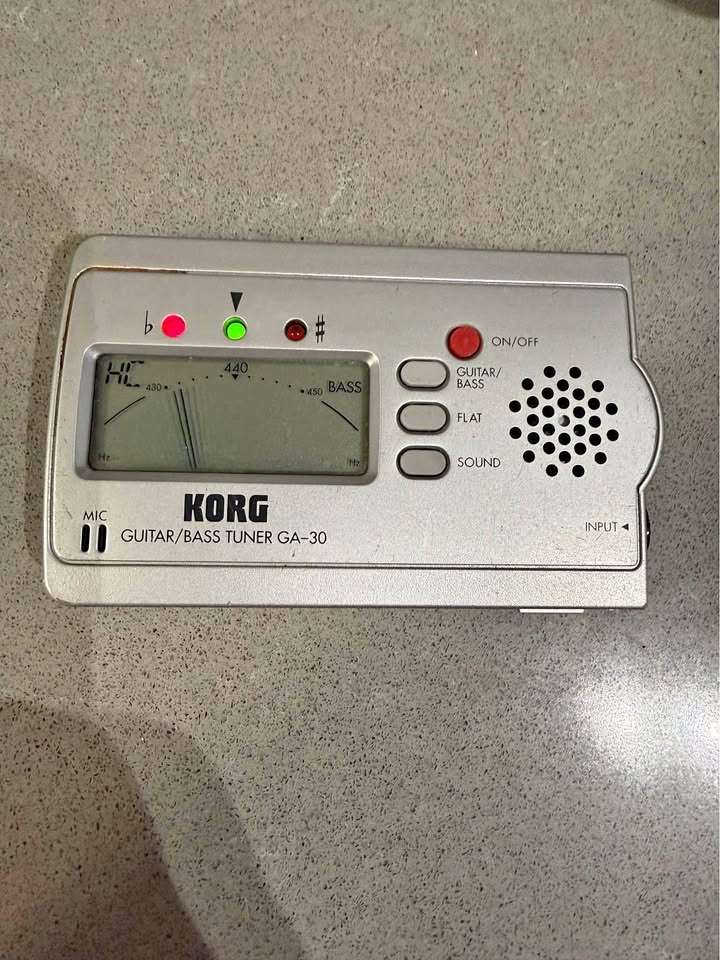 Korg Guitar/Bass Tuner GA 30