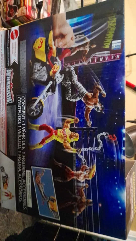 Hulk hogan collectable 200 each or 350 for both..never opened image indicator(3)