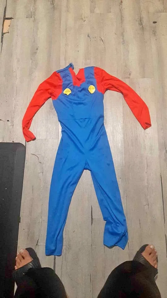 Kids Mario suit thumbnail