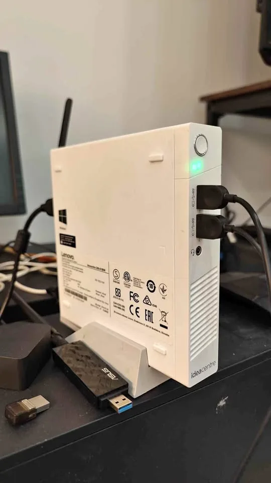 Lenovo mini PC