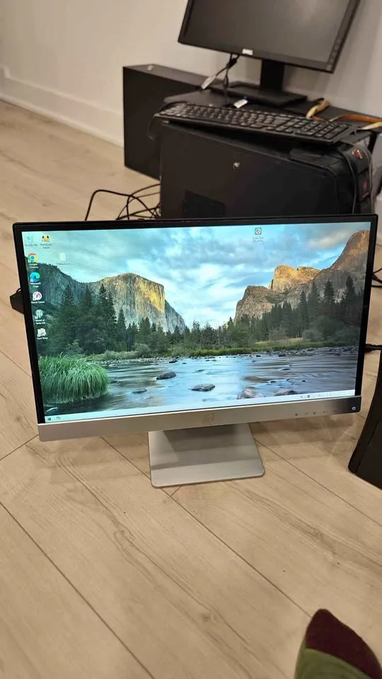 HP Pavilion monitor 23inch