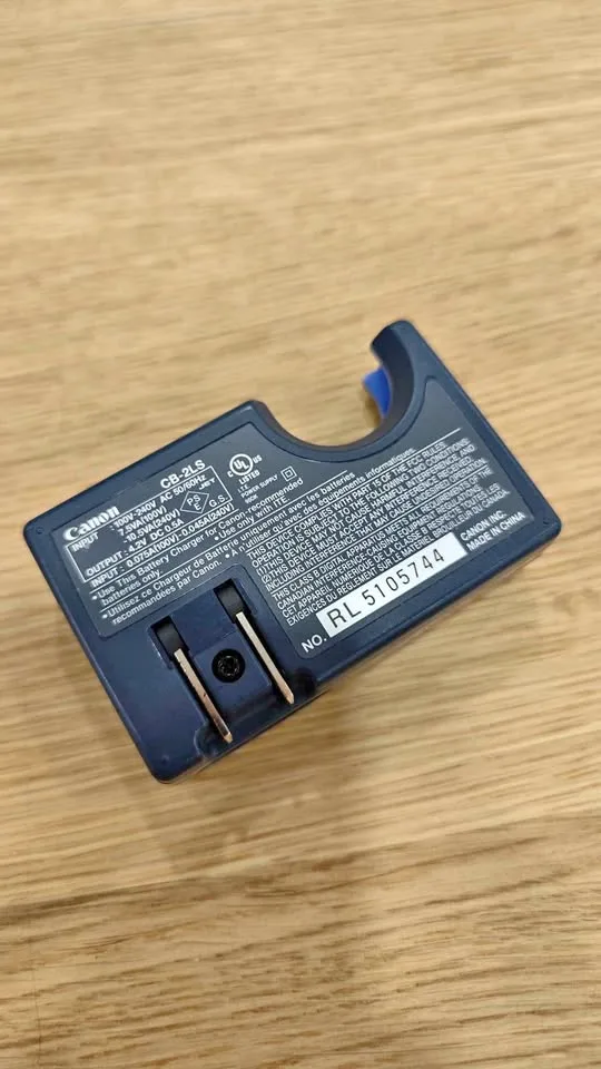 Canon CB-2LS charger