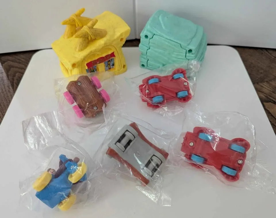 Lot Flinstones McDonald's image indicator(2)