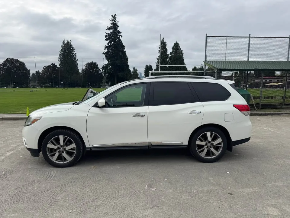 2014 Nissan pathfinder platinum 4x4 image indicator(2)