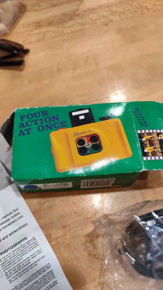 Sports 35 film camera new - photo 2
