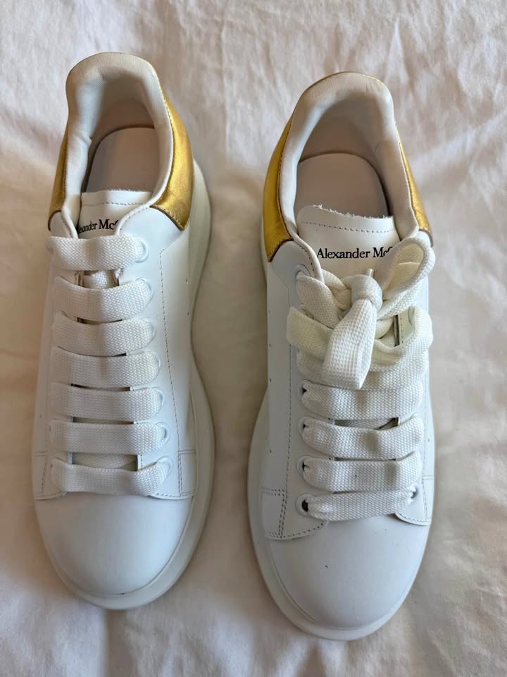 Alexander McQueen sneakers size 41