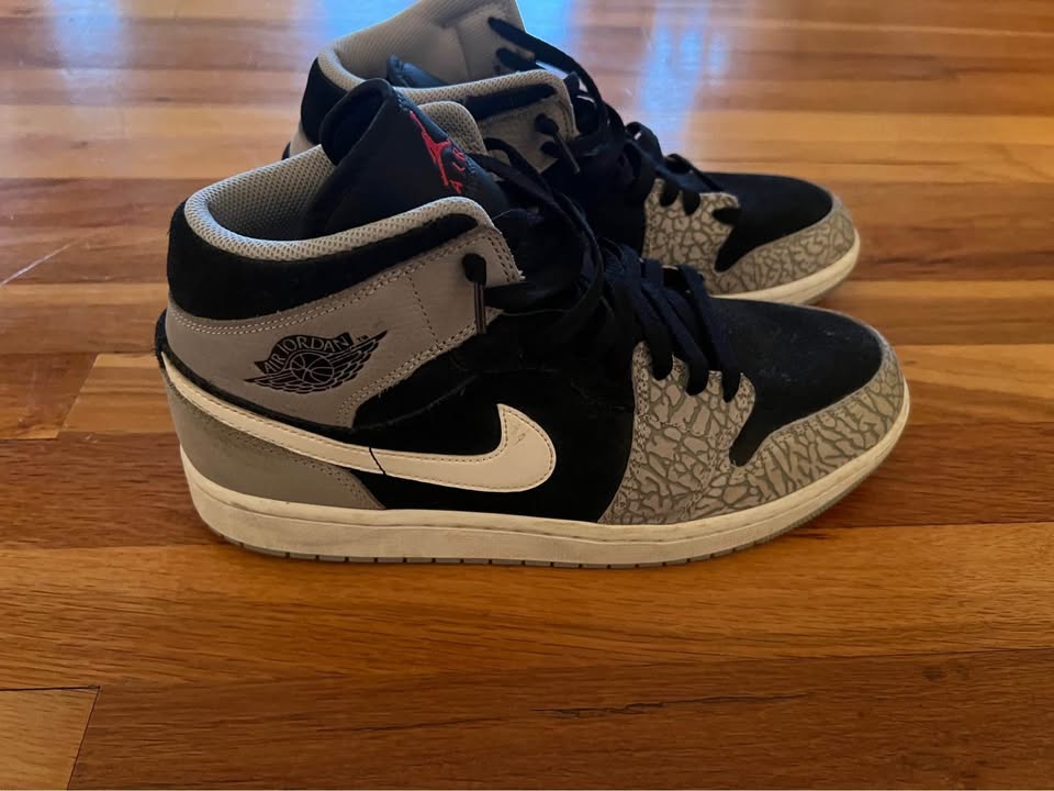 Nike Air Jordan 1 Mid SE size 10.5 Men - photo 2