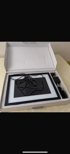 Skylight 10” WiFi Digital Picture Frame