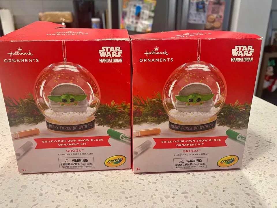 Build your own snow globe kit -Grogu thumbnail