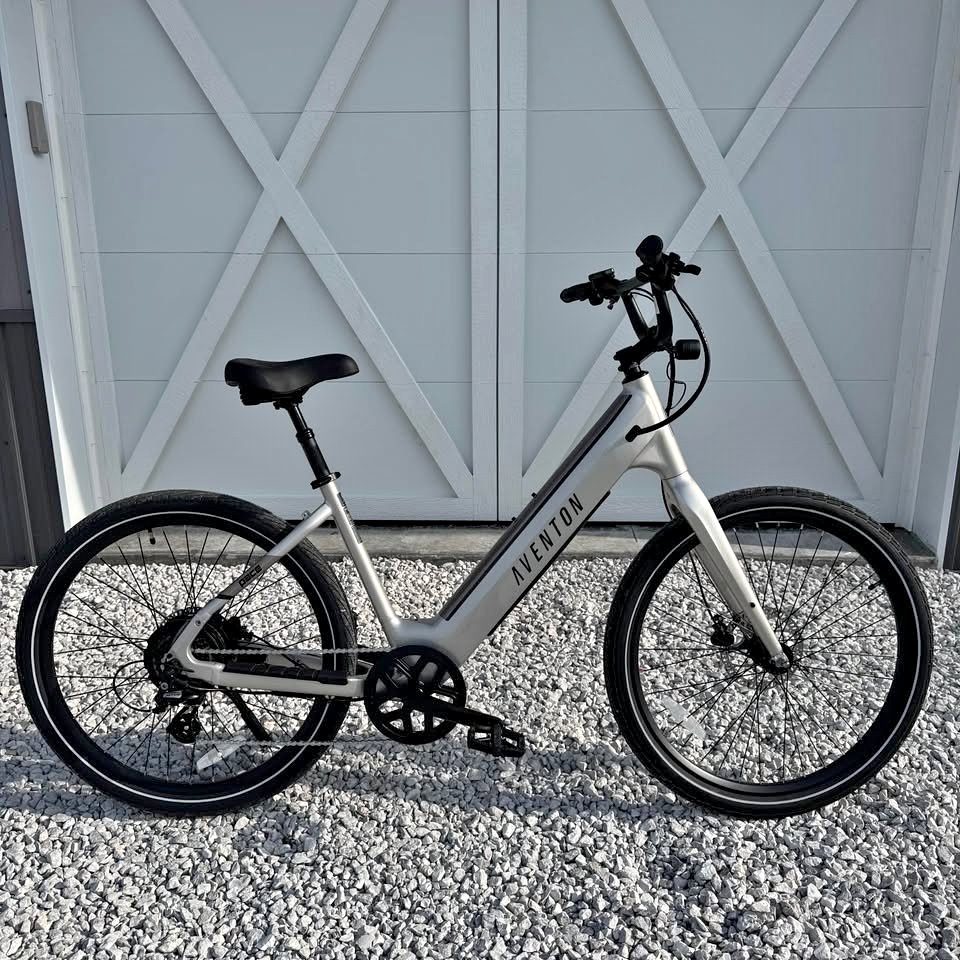 Aventon Pace  eBike - Like New