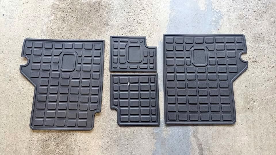 Toyota 4Runner Trunk Back Seat Mats