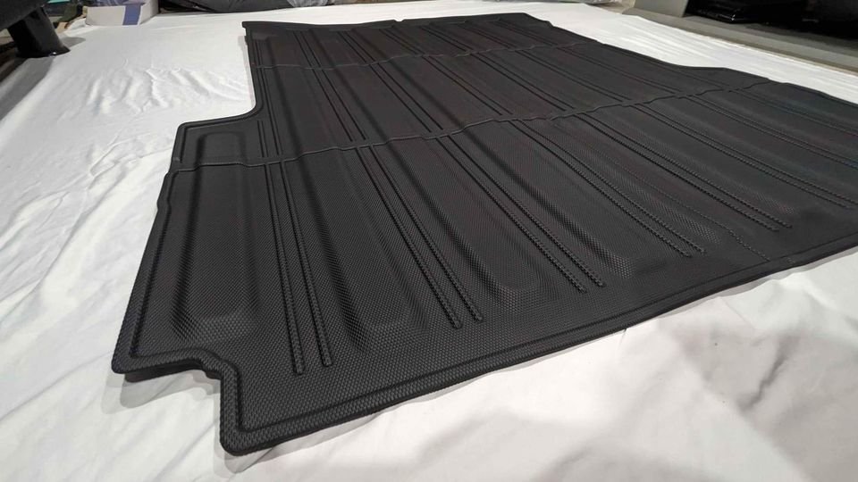 New Jeep Gladiator Trunk Mat Bed Liner - photo 2