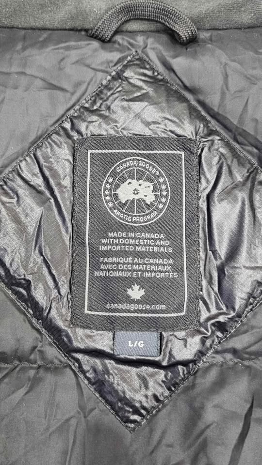 Canada Goose Hybridge Lite (Black Edition) - photo 4