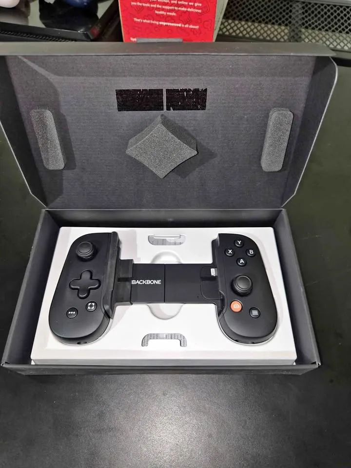 Backbone One Controller for iPhone - (Brand New) thumbnail