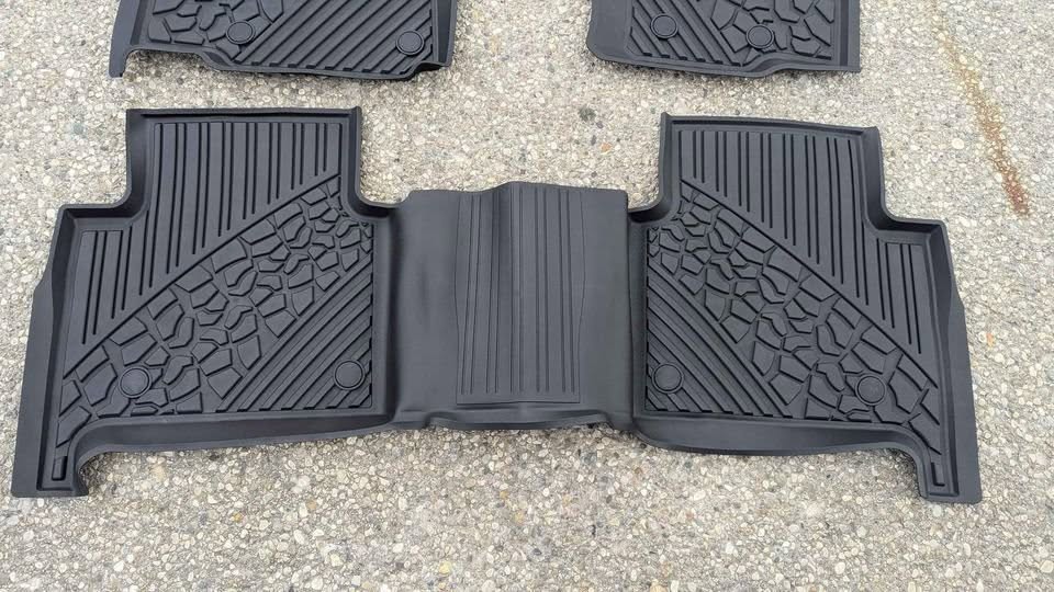 Jeep Grand Cherokee Premium All Season Mats - photo 3