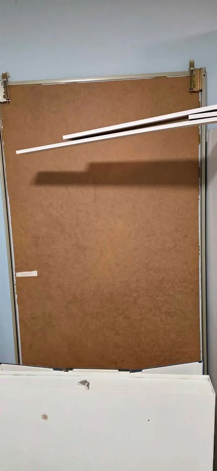 Mirror sliding door x 2 image indicator(2)