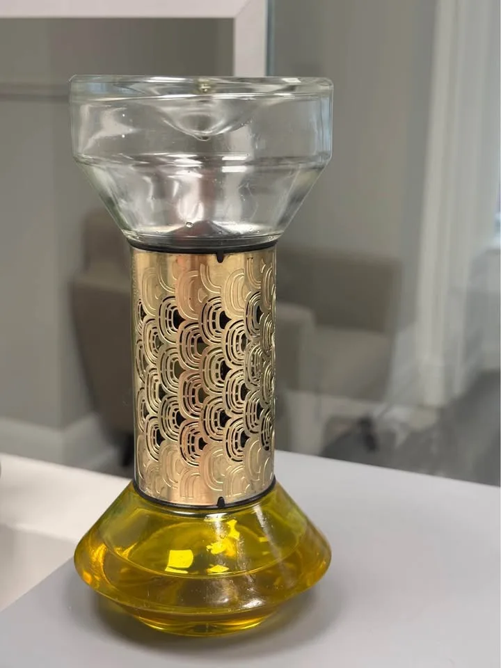 Diptyque Hourglass Diffuser – Luxury Home Fragrance– Refillable image indicator(2)