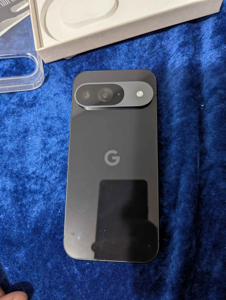 Google Pixel 9 12gb ram 256 GB storage - photo 2