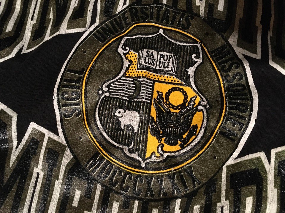 UNIVERSITY OF MISSOURI LARGE SHIRT - photo 3