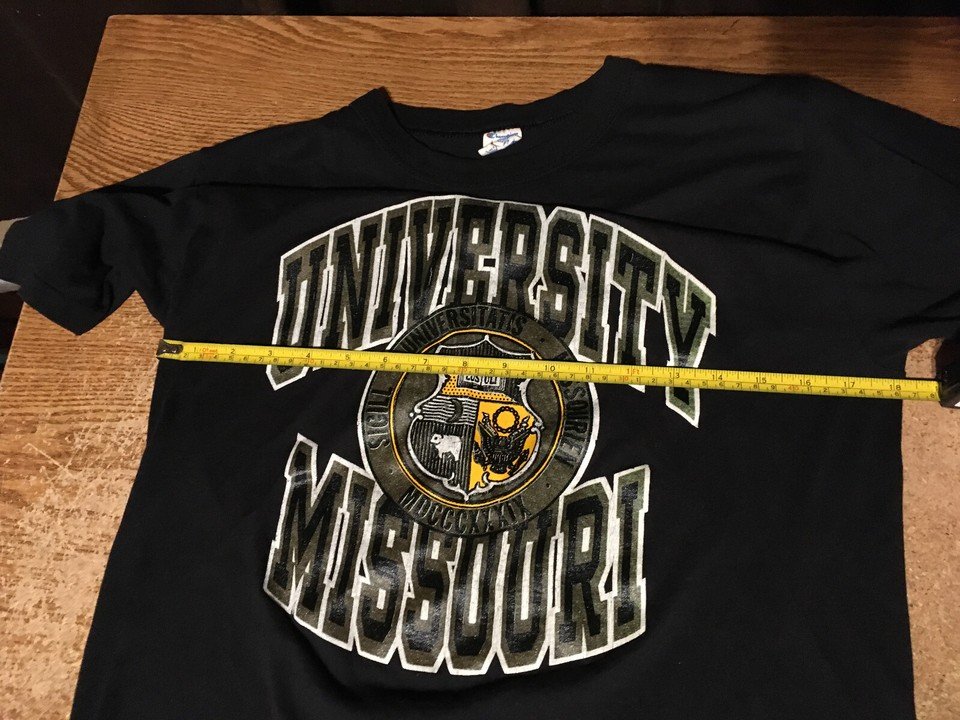 UNIVERSITY OF MISSOURI LARGE SHIRT - photo 5