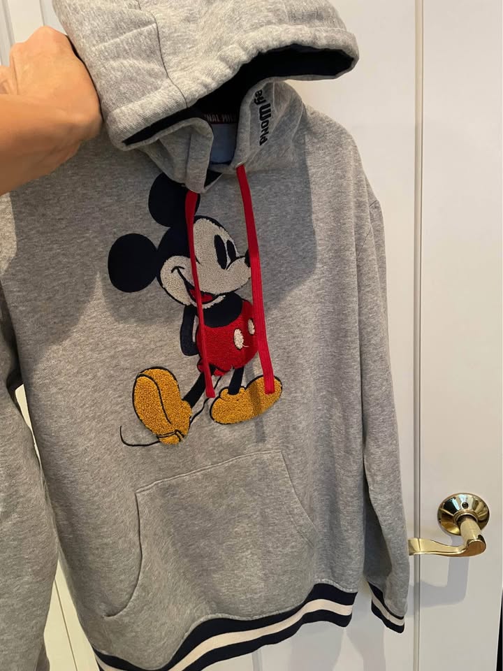 Mickey Mouse Sweatshirt - photo 2
