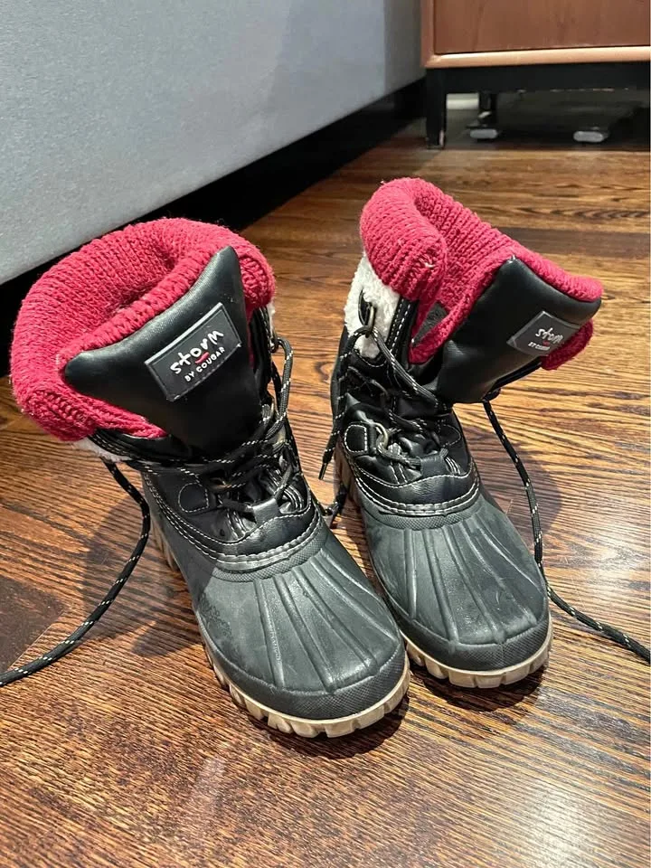 Cougar Winter boots